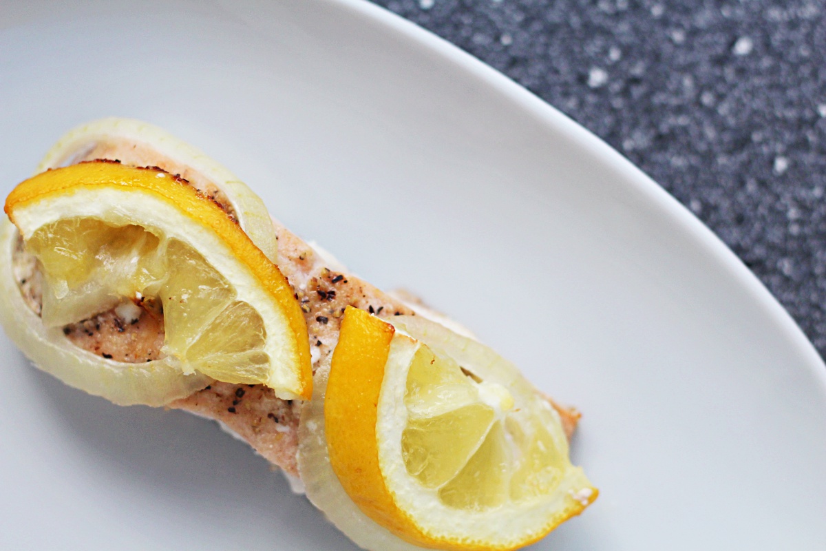 oven-baked-salmon-lemon